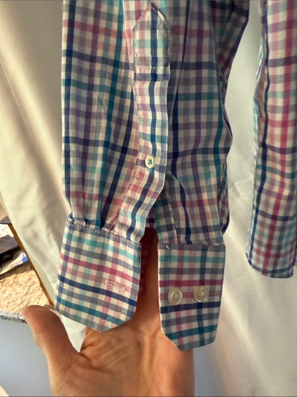 Izod Men's Premium Essentials Blue and Pink Plaid Button-Down Shirt Medium - Picture 6 of 14